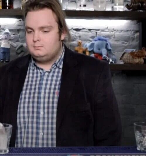 Помните мальчика из мема про повара? Над его судьбой, увы, не посмеешься (видео) Помните мальчика из мема про повара? Над его судьбой, увы, не посмеешься (видео)