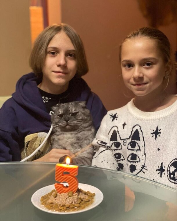 От Сихарулидзе? В отцовстве детей Елены Бережной не сомневается только ленивый От Сихарулидзе? В отцовстве детей Елены Бережной не сомневается только ленивый