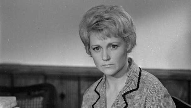 Тихонов все время называл эту актрису женой: настоящая супруга была в ужасе Тихонов все время называл эту актрису женой: настоящая супруга была в ужасе