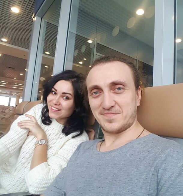 Родители его стеснялись, а жена терпит аморальные выходки: вот что известно о семье Дорохова Родители его стеснялись, а жена терпит аморальные выходки: вот что известно о семье Дорохова