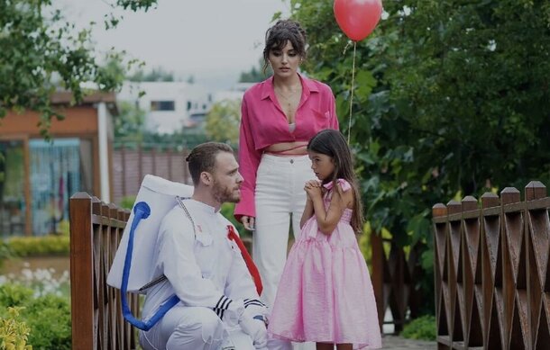 Не только взрослые кумиры: топ-5 знаменитых юных актрис турецких сериалов Не только взрослые кумиры: топ-5 знаменитых юных актрис турецких сериалов