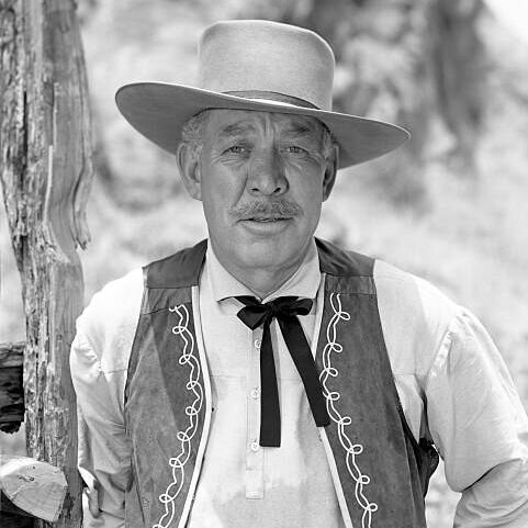 Captain Wagon Train FAQ : Exploring the Life and Legacy of Ward Bond facebook.com/TheOldMovieGuysPage — Ward Bond