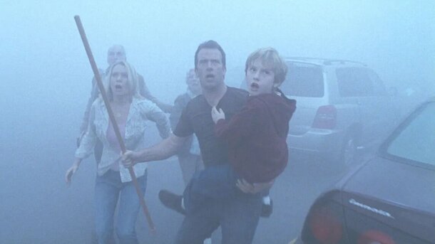 Still from the movie 'The Mist' (2007)
