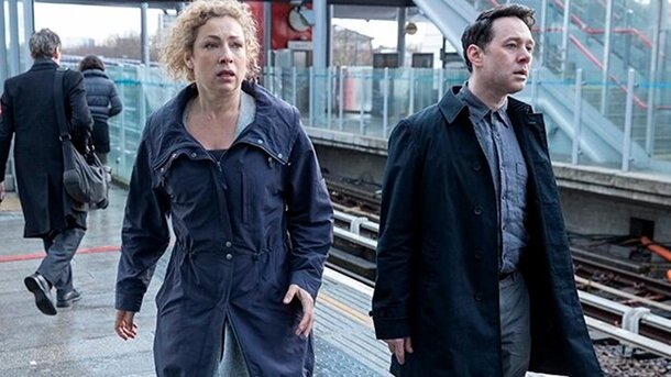 Не заметите, как пролетит время: эти 3 мини-сериала про серийных убийц можно осилить за один вечер Кадр из сериала «В погоне за тенями»