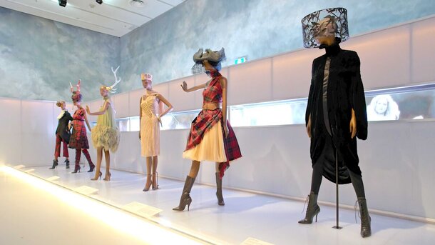 Legion-Media — Fashion exhibition by Alexander McQueen