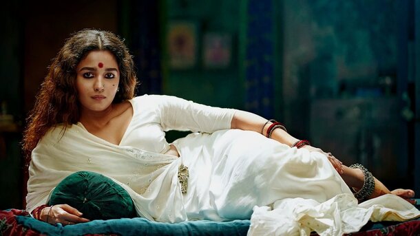 1000 рупий за сломанную жизнь: в этой индийской драме нет танцев и песен, а ее героиня — глава мафии 