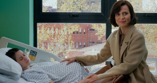 'Parallel Mothers': Two Lives, One Shocking Truth – How Almodóvar Stitches Heartbreak and Hope into One Mesmerising Tale Still from the film 'Parallel Mothers'