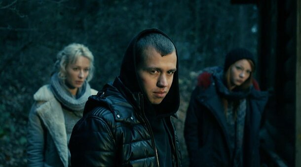 В худших традициях «Черного зеркала»: почему зрители недовольны финалом «Чернобыль: Зона отчуждения» даже спустя 6 лет