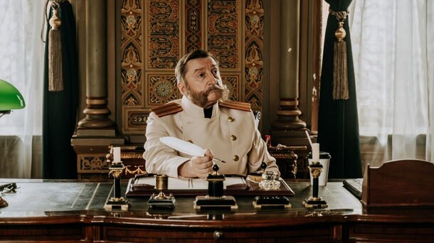 Нагиев — не пришей кобыле хвост: на НТВ выходят «Злые люди», и сериал точно выбесит большинство нижегородцев Нагиев — не пришей кобыле хвост: на НТВ выходят «Злые люди», и сериал точно выбесит большинство нижегородцев