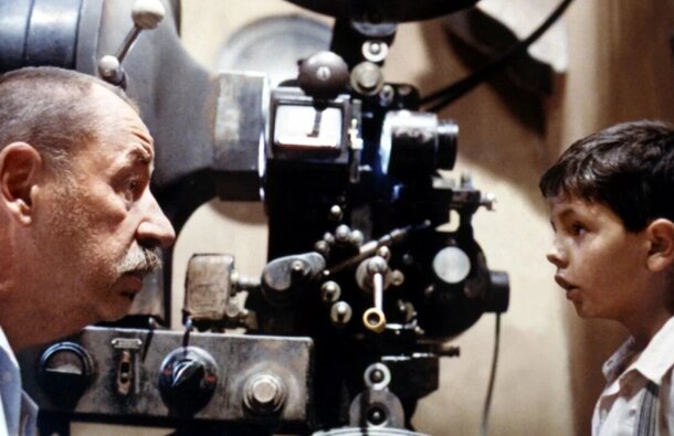 'Cinema Paradiso': A Love Letter to Film That Will Break and Heal You – All in One Sitting Still from the film 'Cinema Paradiso'