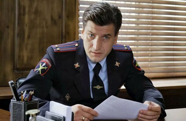 «Терпеть не могу»: «Ментовские войны» адвокат даже досмотреть не смог — возмутило все, особенно повышение Шилова «Терпеть не могу»: «Ментовские войны» адвокат даже досмотреть не смог — возмутило все, особенно повышение Шилова