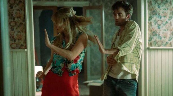 Early Praise for 'Die My Love' 92% on RT: A Raw and Powerful Portrait of Postpartum Depression Die, my love still