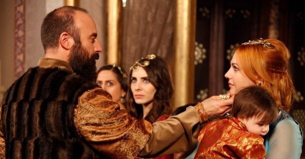 Хюррем недостойна быть фавориткой султана: нейросеть вычислила идеальную кандидатку в жены Сулейману Великолепному