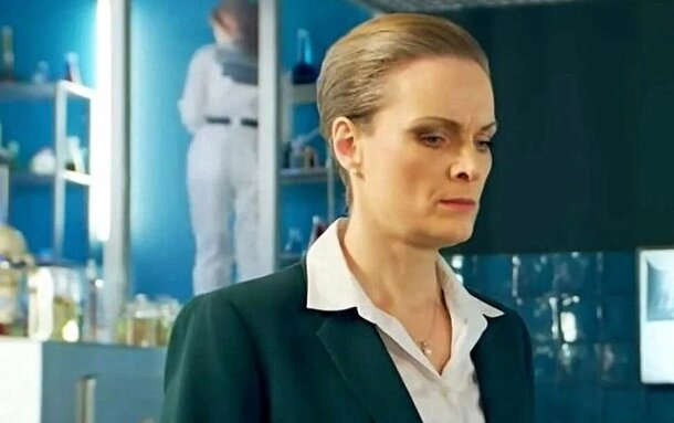 От измены до развода: Копосовой тяжело вспоминать «След», ведь пока сериал объединял семьи у экрана, ее — рушилась От измены до развода: Копосовой тяжело вспоминать «След», ведь пока сериал объединял семьи у экрана, ее — рушилась
