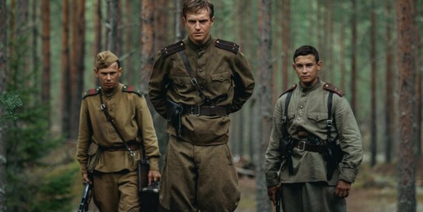 «Мажор в Дубае», российский «Авиатор» и ремейк «В августе 44-го»: 7 главных новинок 2025 года «Август»