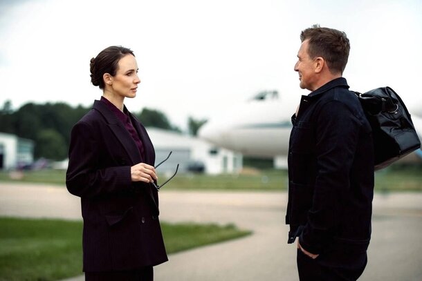 «Невский: Белый танец»: в новом сериале Васильев сменит пистолет на туфли с высоким каблуком — такой роли у него еще точно не было «Невский: Белый танец»: в новом сериале Васильев сменит пистолет на туфли с высоким каблуком — такой роли у него еще точно не было