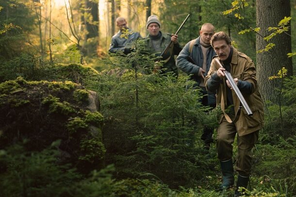 «Все осталось таким же»: жителям Хабаровска тошно смотреть 2 сезон «Лихих» — шедевр Быкова хвалят, но выключают уже на 1 серии 