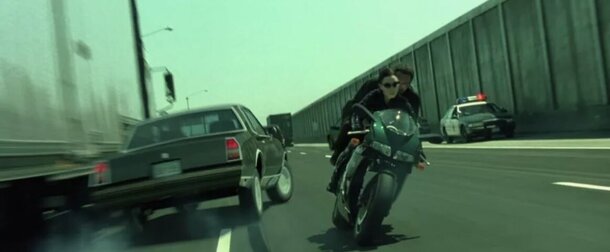 Не в масть тебе такая погоня, дядь: самая дорогая сцена «Матрицы: Перезагрузка» обошлась в бюджет «Утомленных солнцем 2» Не в масть тебе такая погоня, дядь: самая дорогая сцена «Матрицы: Перезагрузка» обошлась в бюджет «Утомленных солнцем 2»