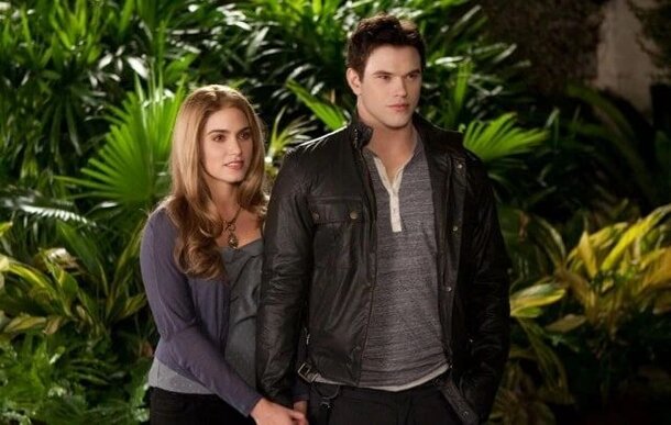 В чем сила Розали из «Сумерек»: если все 17 лет считали, что лишь в красоте и обаянии — ошибались 