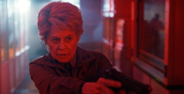 Netflix позарился на святое: финал «Очень странных дел» подсмотрели у одного из главных хорроров в истории – вам будет страшно засыпать Netflix позарился на святое: финал «Очень странных дел» подсмотрели у одного из главных хорроров в истории – вам будет страшно засыпать