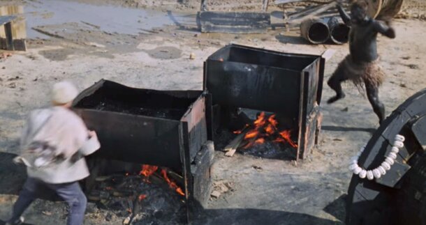 «Гайдай вел двойную игру»: «Операцию “Ы”» на Западе нарекли советской пропагандой за ту самую сцену на стройке