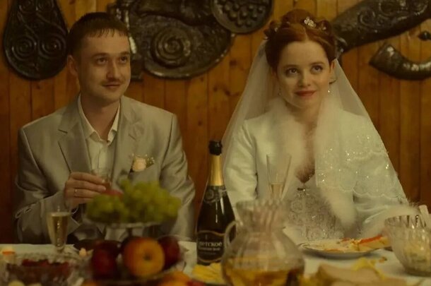 Машина времени Кости Волкова: «Аутсорс» – лучший сериал в карьере Янковского, но ляпов в нем столько, что хватит на второй сезон