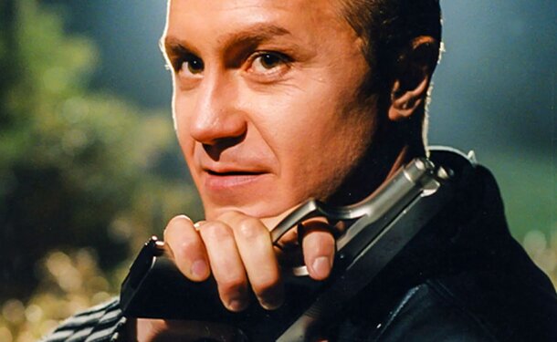 «Без литья воды и катания ваты»: в своем самом недооцененном боевике Панин сыграл круче, чем в «Бригаде» – спорим, вы его даже не включали?