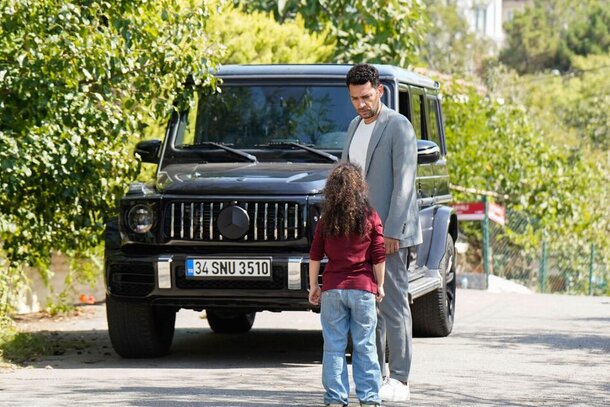 На «ИВИ» среди турецких проектов лидируют эти 3 сериала: в этом сезоне зрители смотрят их запоем – список без «Клюквенного щербета» «Розы и Грехи»