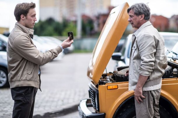 От Васильева-зэка до «Полдня» по Стругацким: Kion показал 10 сериалов, которые фанаты точно будут обсуждать весь 2026 год — список премьер Кадр из сериала «Приговор»