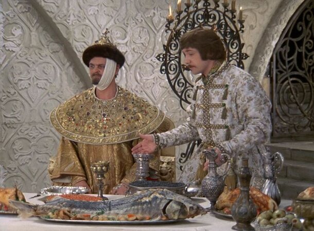 Пиявки, забродившие щи, козлы для вызова рвоты: в «Иване Васильевиче» постеснялись показать всю «жесть» реальных пиров при Иване Грозном