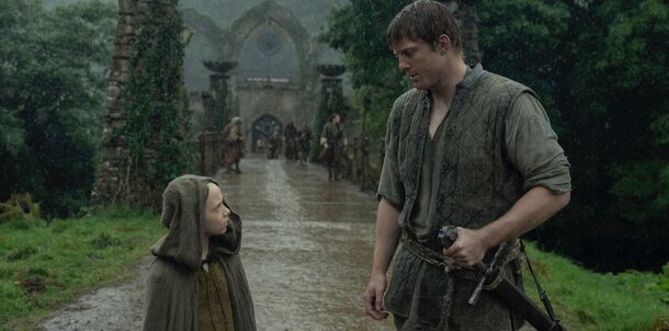 Историческая справка на 1 минуту: та самая пошлая песенка из 3 серии «Рыцаря Семи Королевств» беспощадно спойлерит 2 сезон спин-оффа Кадр из сериала «Рыцарь Семи королевств»