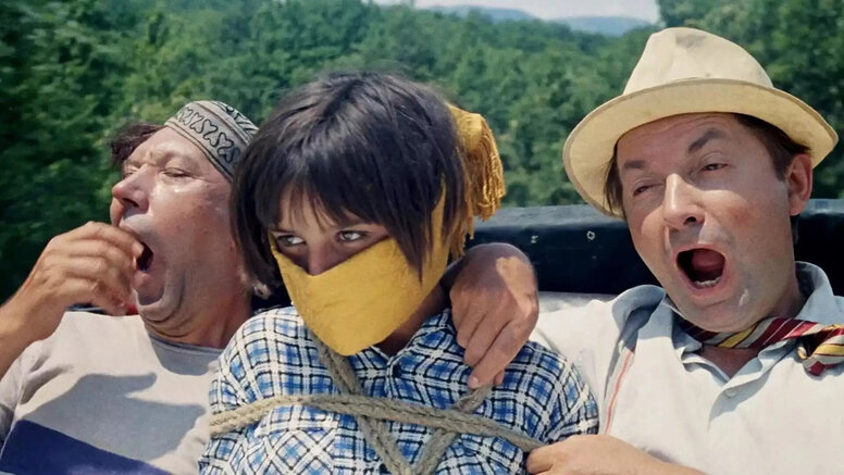 Кадр из фильма «Кавказская пленница, или Новые приключения Шурика» (1966)