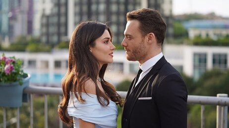 Кадр из сериала «Постучись в мою дверь» (2020-2021)