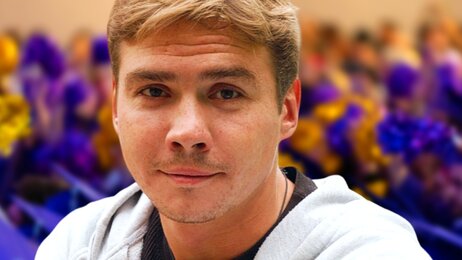 Ясно, в кого он такой красавчик: как выглядят родители Никифорова (фото) Ясно, в кого он такой красавчик: как выглядят родители Никифорова (фото)