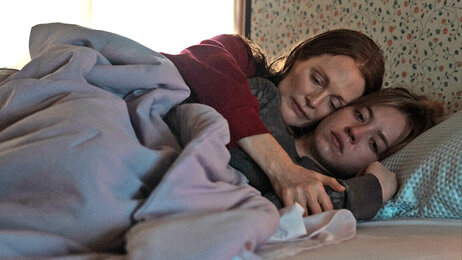 Julianne Moore and Sydney Sweeney