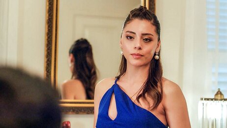 Кадр из сериала «Клюквенный щербет»
