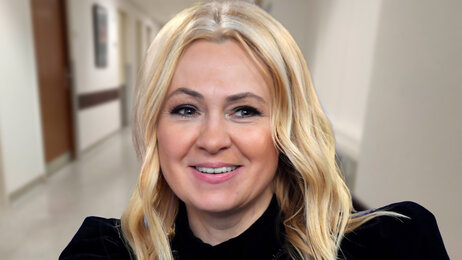 Рудковская пала духом, узнав об онкологии: о диагнозе звезды молчали больше 5 лет Рудковская пала духом, узнав об онкологии: о диагнозе звезды молчали больше 5 лет