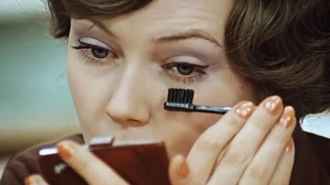 Кадр из фильма «Служебный роман»