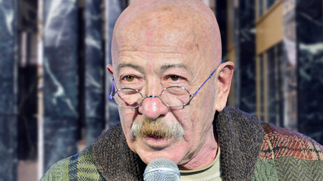 «Мигрировали» с макушки под нос: упадете от вида кудряшек Розенбаума «Мигрировали» с макушки под нос: упадете от вида кудряшек Розенбаума