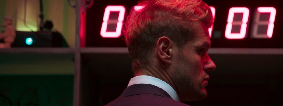 Разыгрываем бренидрованные наушники к сериалу «Колл-центр»