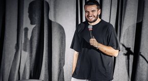 Гастро стендап от ODMO и Stand-Up Import – камерный вечер, гастрономическое удовольствие и живой юмор