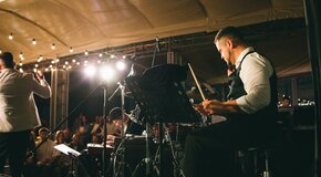 The Night in New York: Джаз на крыше с Andrew McFadden (США)