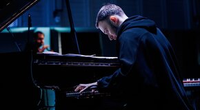 Джаз под звездами «Fly Me to the Moon»