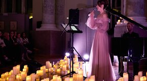 Adele. Tribute при свечах в старинном соборе