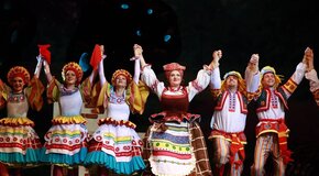 Новогодние приключения Маши и Вити