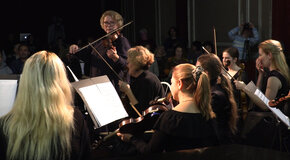 Новогодний звон. Концерт оркестра Павла Опаровского