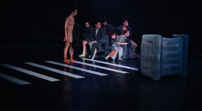 Спектакль номер один