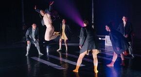 Спектакль номер один