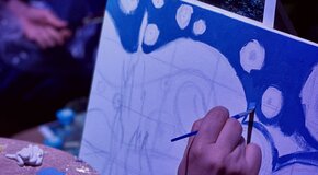 Мастер-класс по живописи «Подсолнухи» + Мультимедийная выставка «Ван Гог // Ожившие полотна»