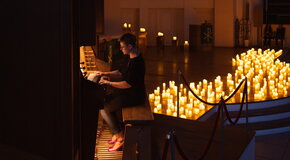 Магия свечей. Орган при свечах. Рождественское барокко